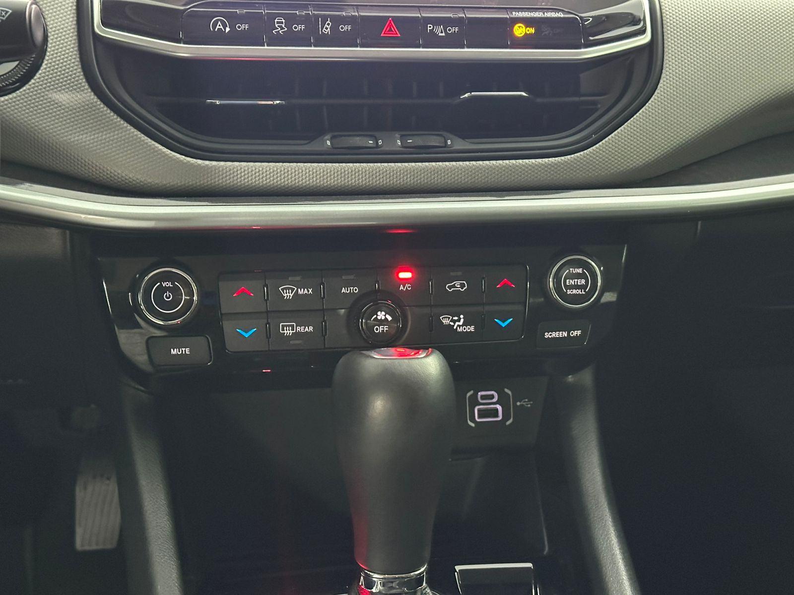 Foto número 380998 do veiculo