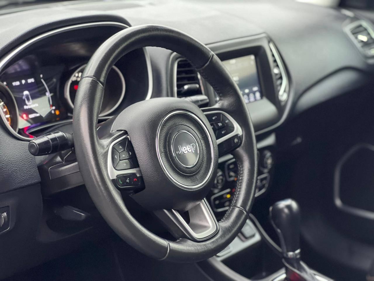 Foto número 376777 do veiculo