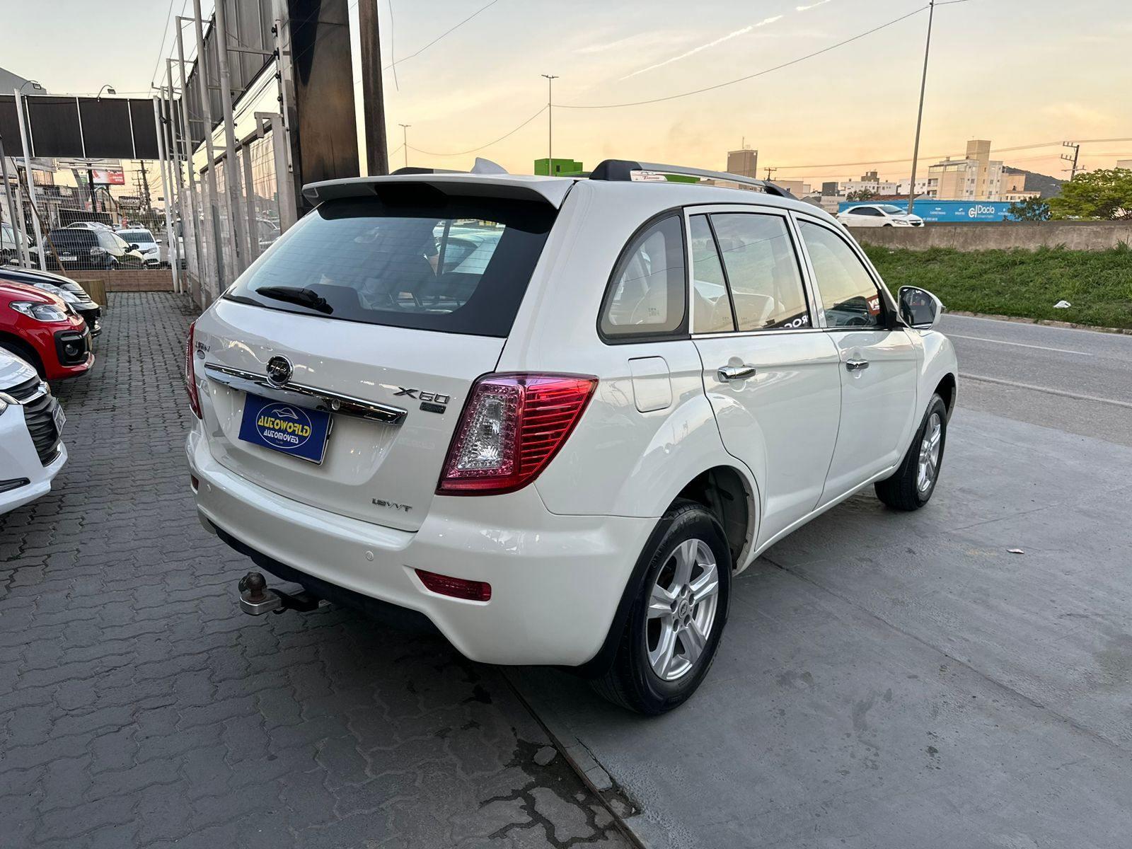 Foto número 372993 do veiculo