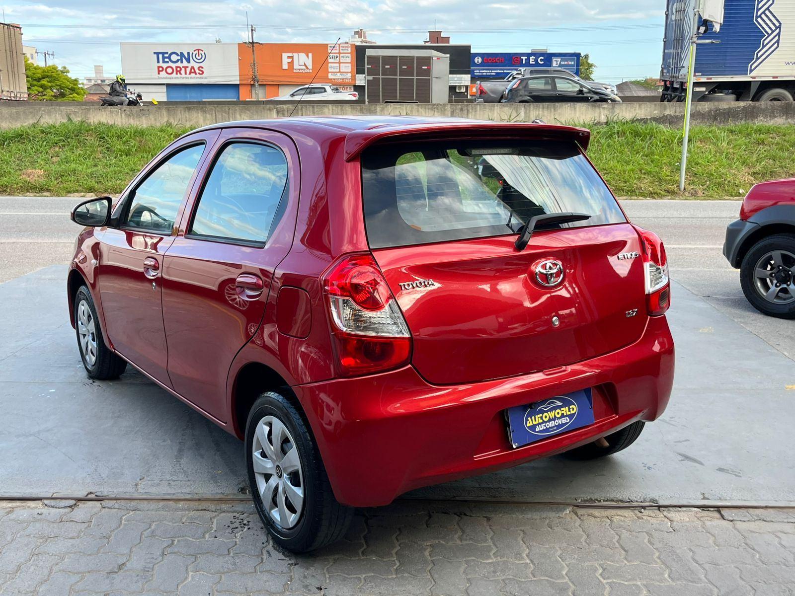 Foto número 388086 do veiculo