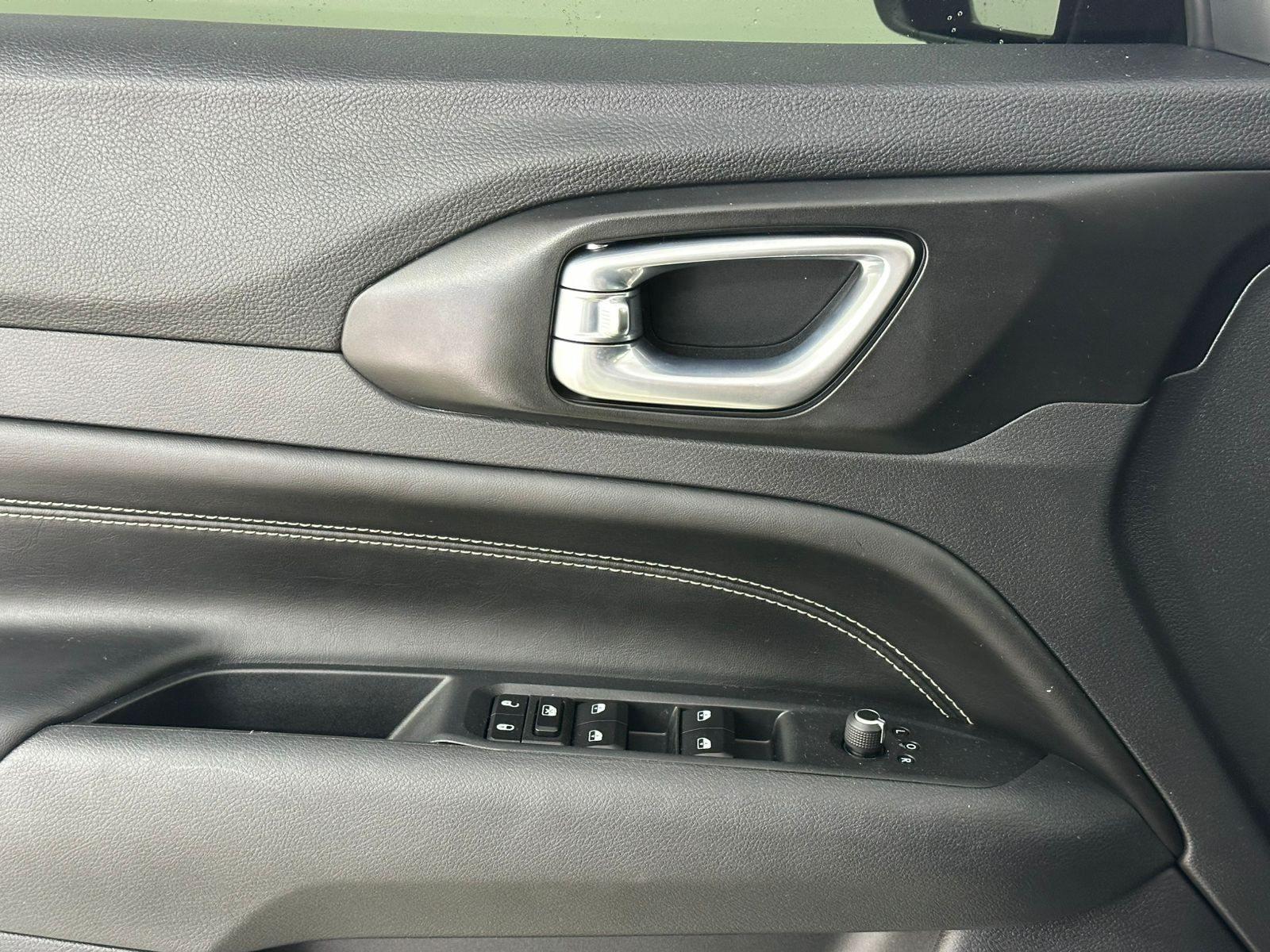 Foto número 381000 do veiculo