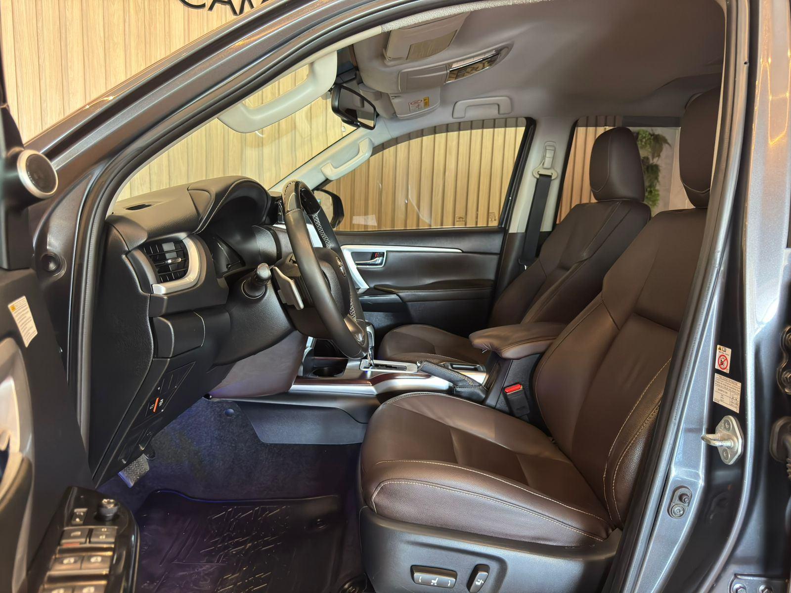 Foto número 389742 do veiculo