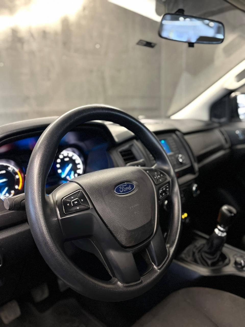 Foto número 368115 do veiculo