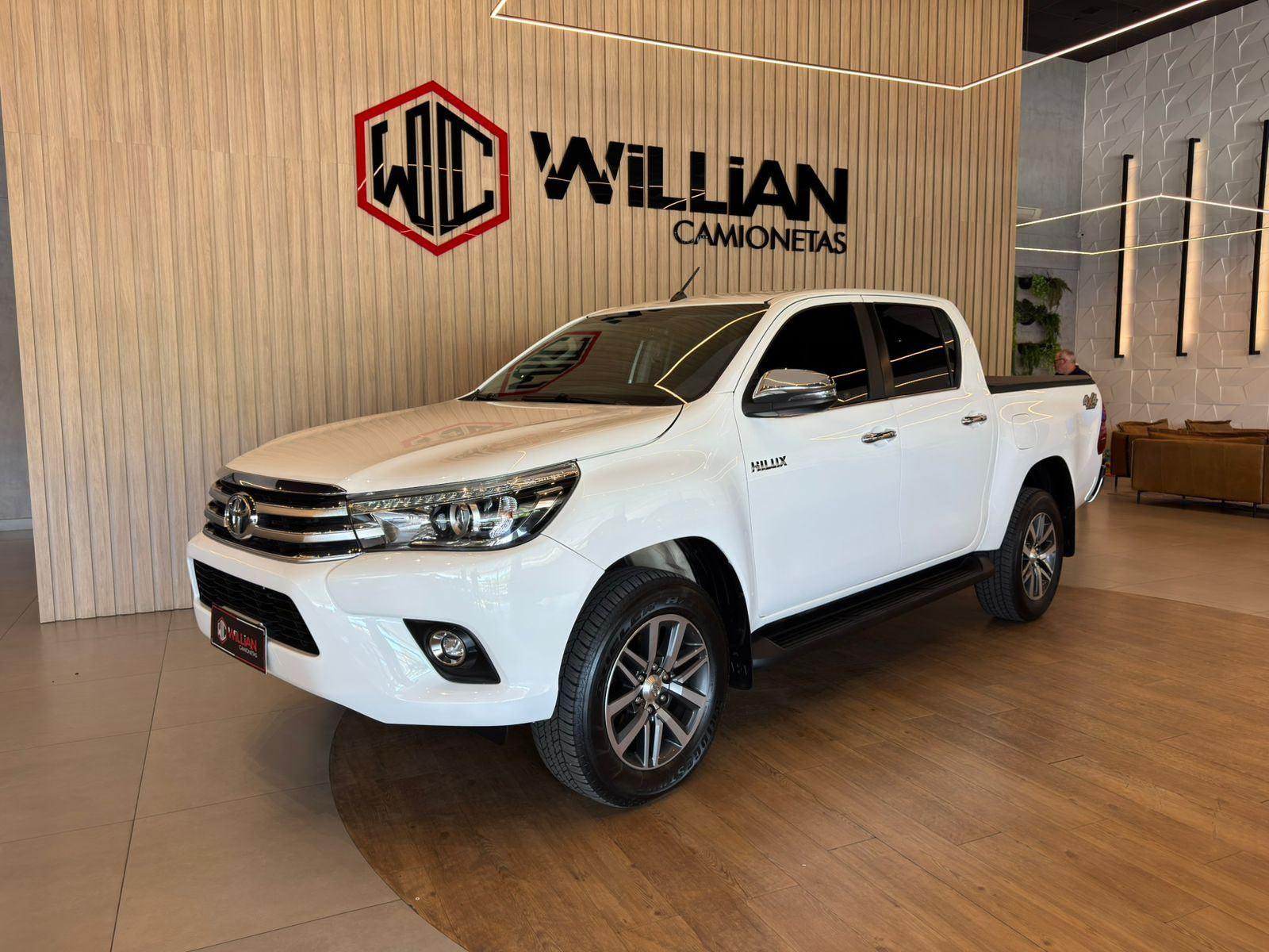 Foto número 392900 do veiculo