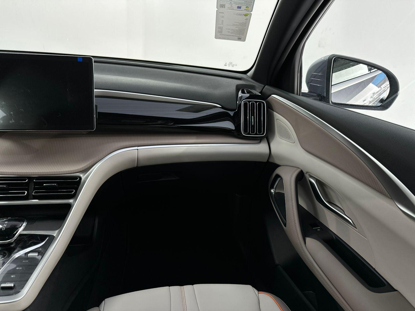 Foto número 389917 do veiculo