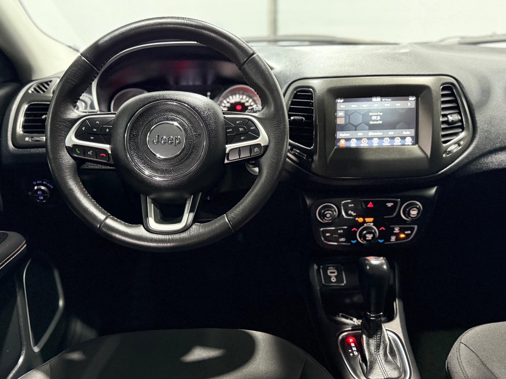 Foto número 398080 do veiculo