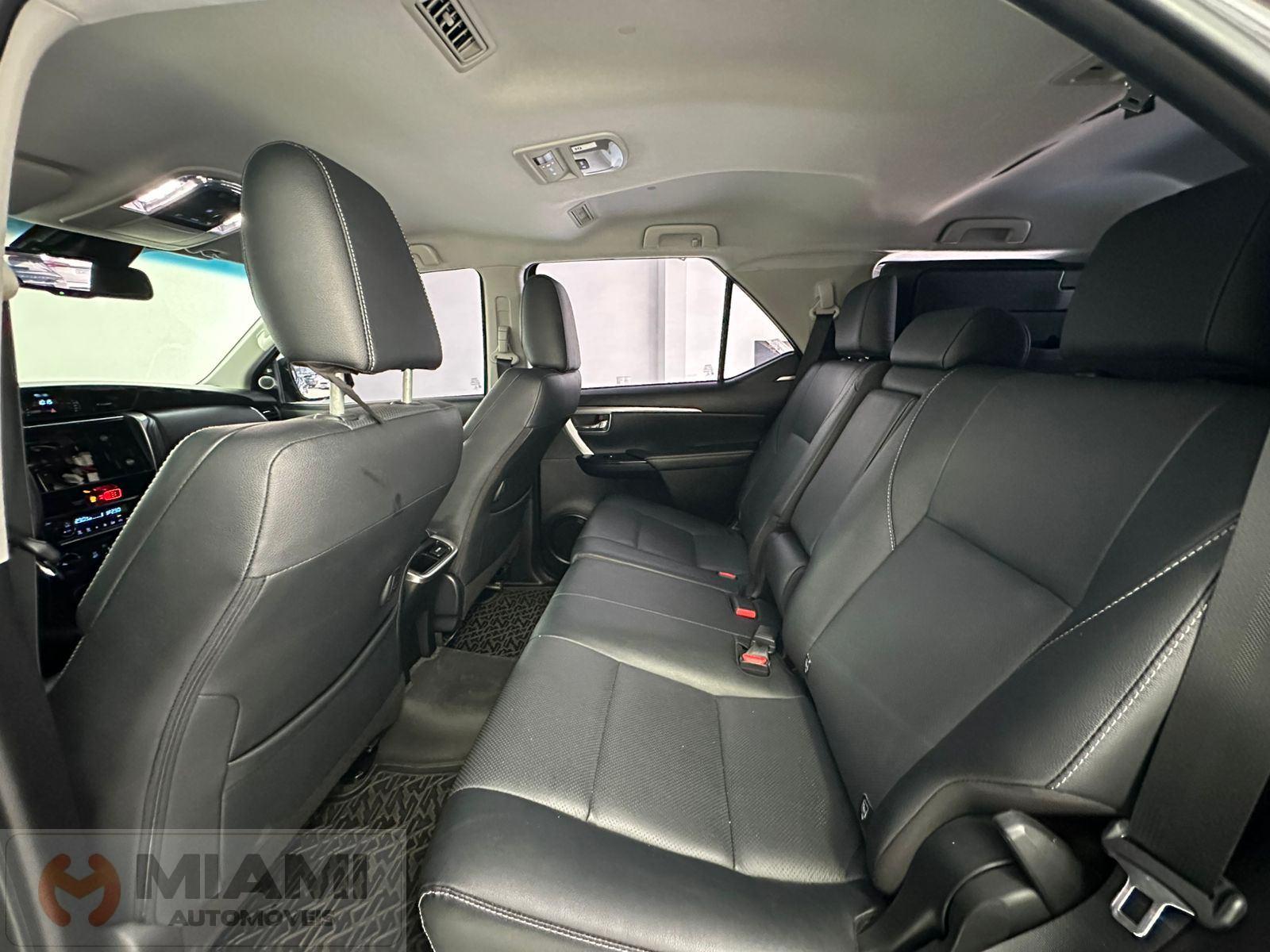 Foto número 397903 do veiculo