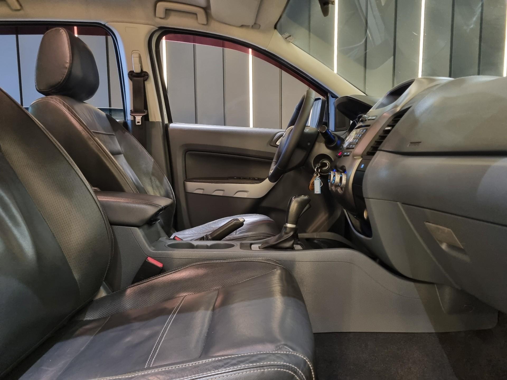 Foto número 388575 do veiculo