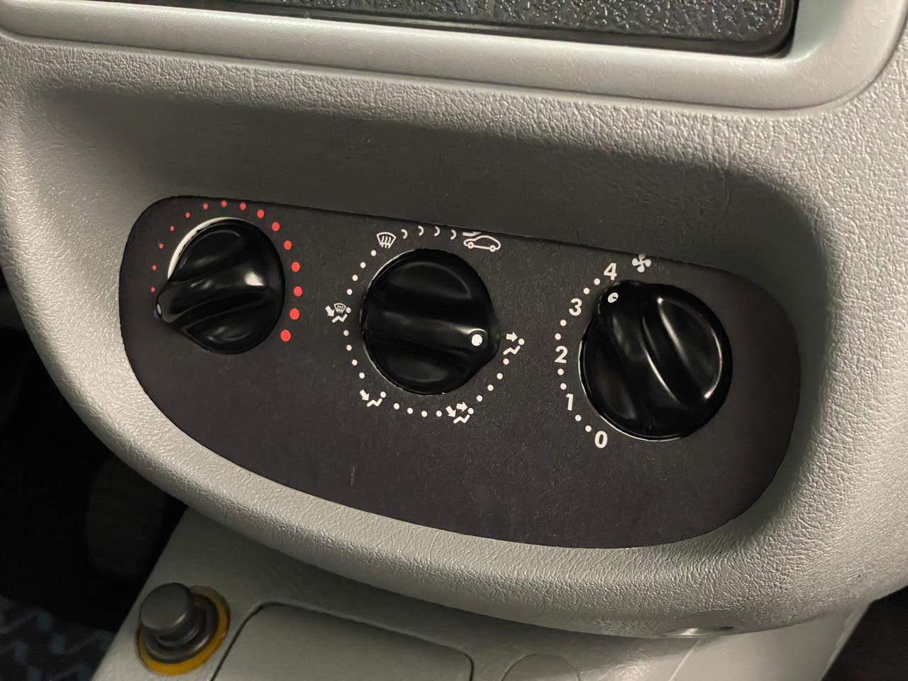 Foto número 389810 do veiculo