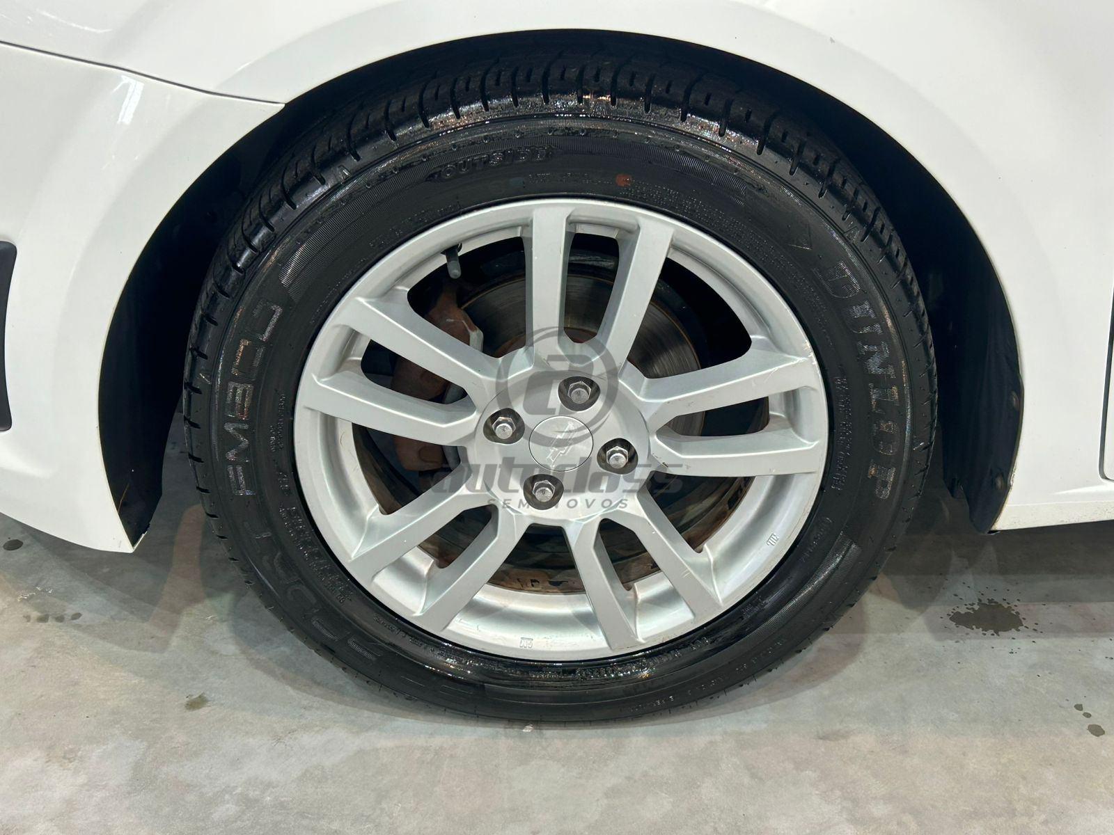 Foto número 369930 do veiculo