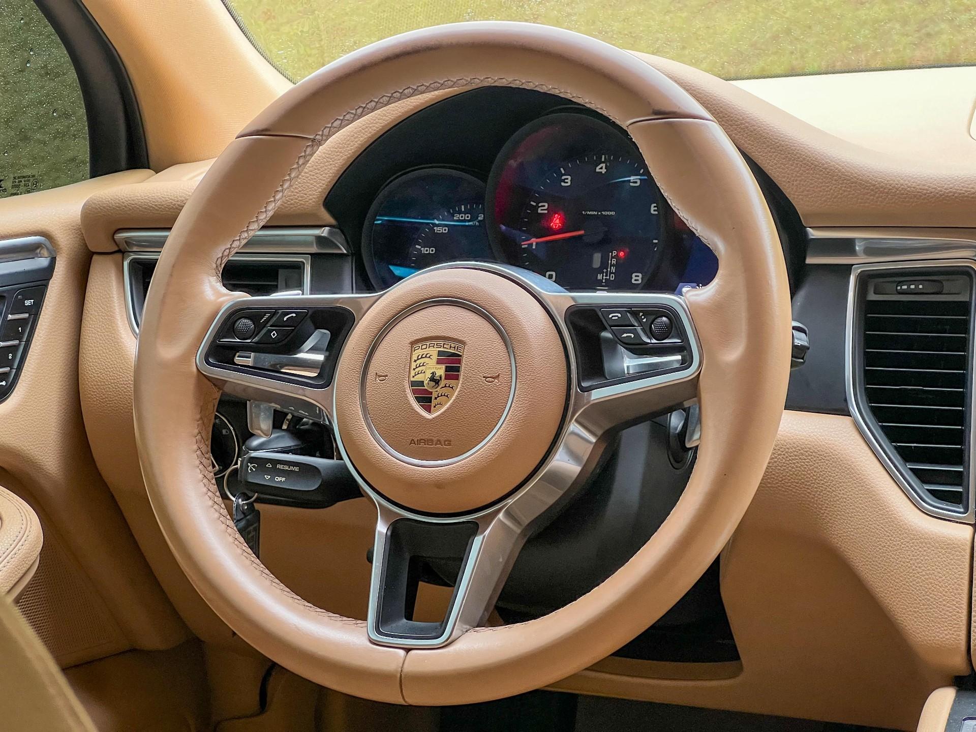 Foto número 397984 do veiculo