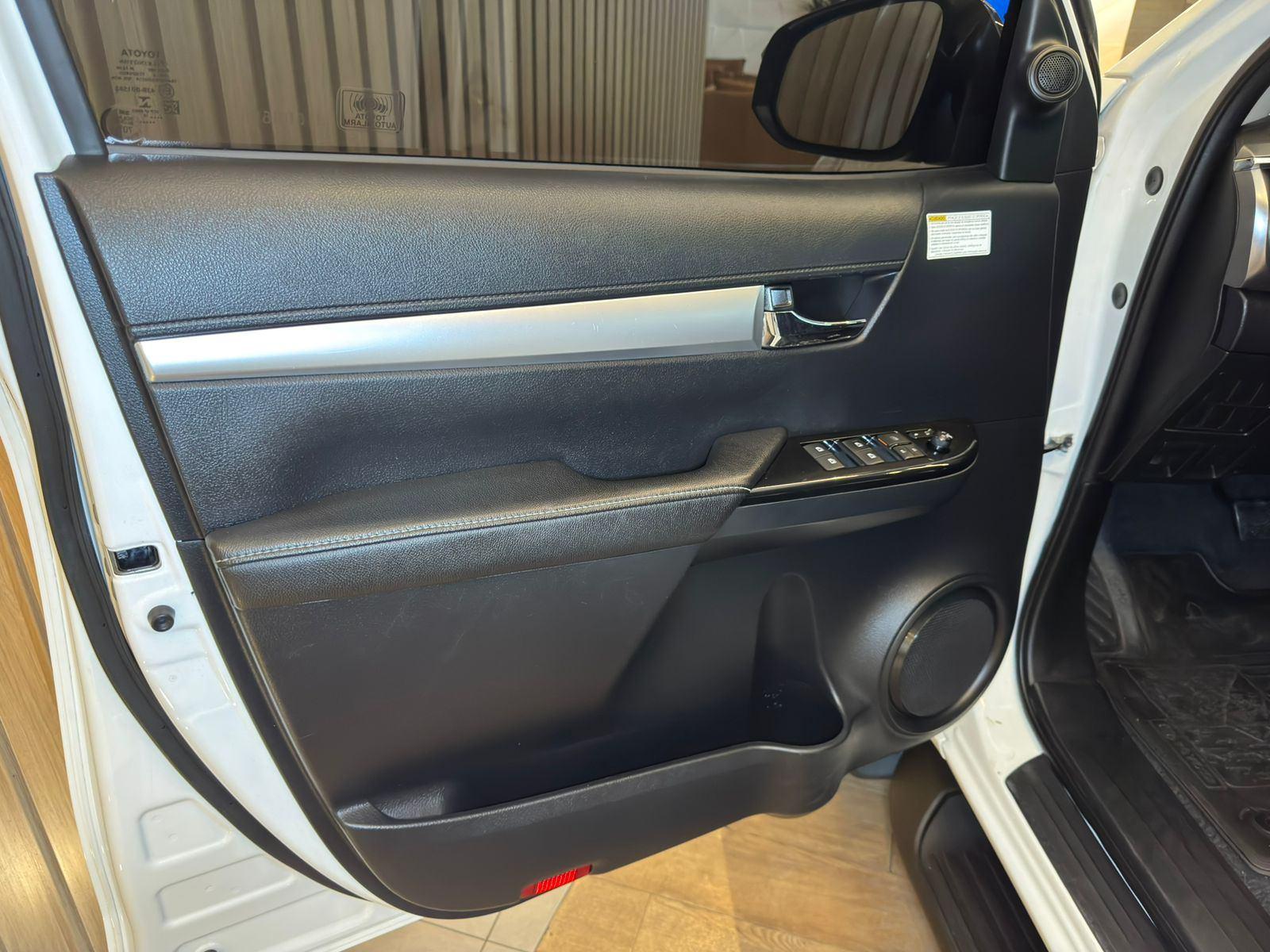 Foto número 392910 do veiculo