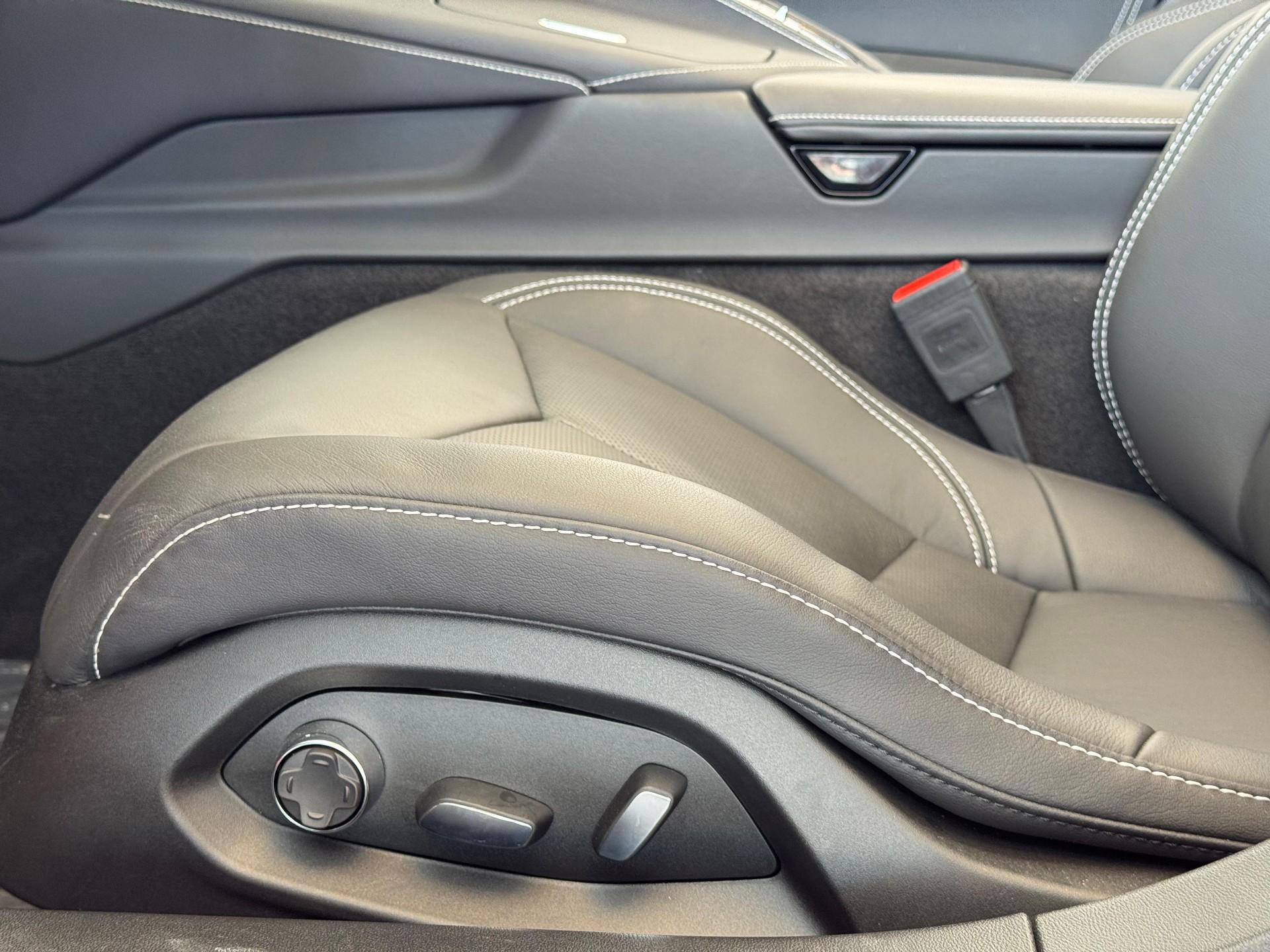 Foto número 375411 do veiculo