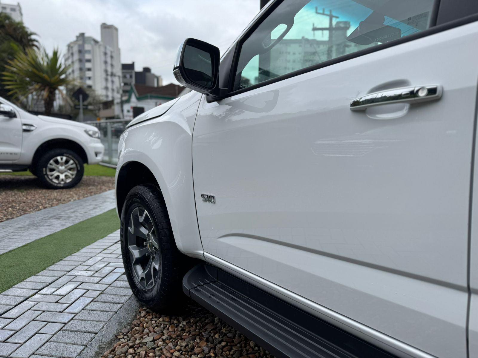 Foto número 372906 do veiculo