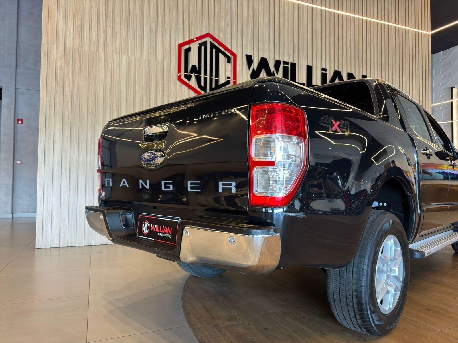 Foto número 390941 do veiculo