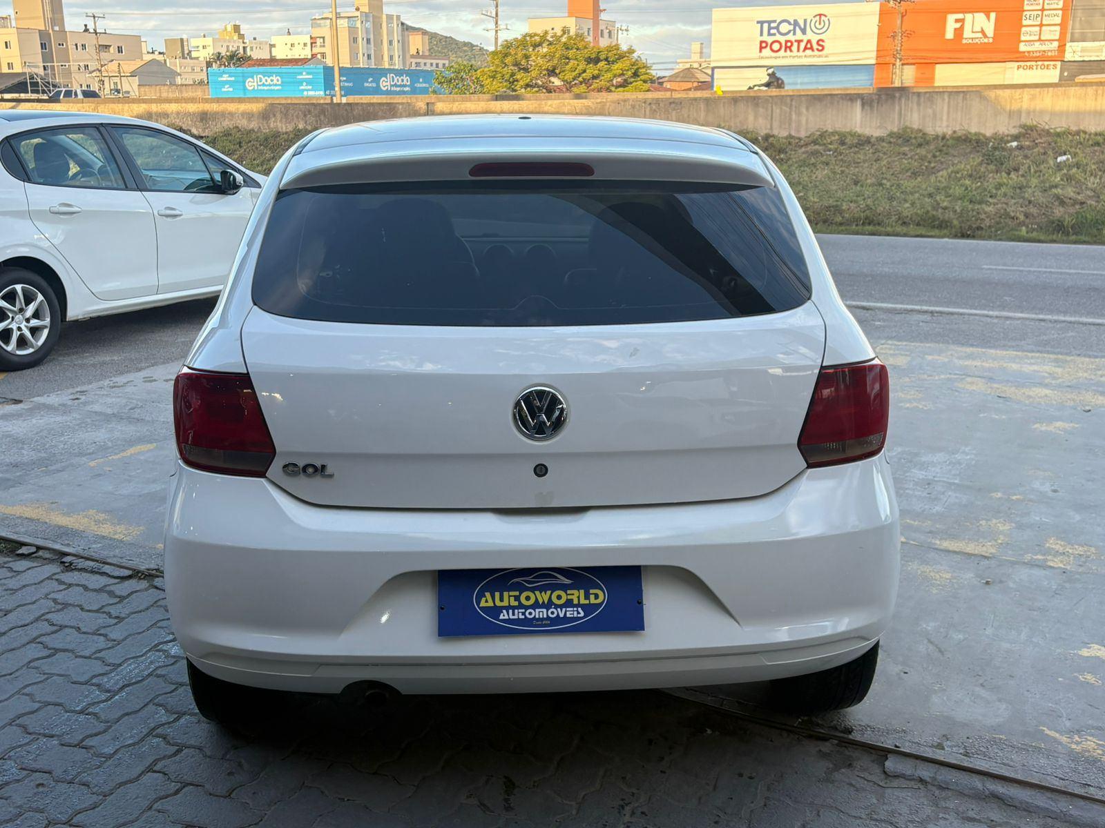 Foto número 373115 do veiculo