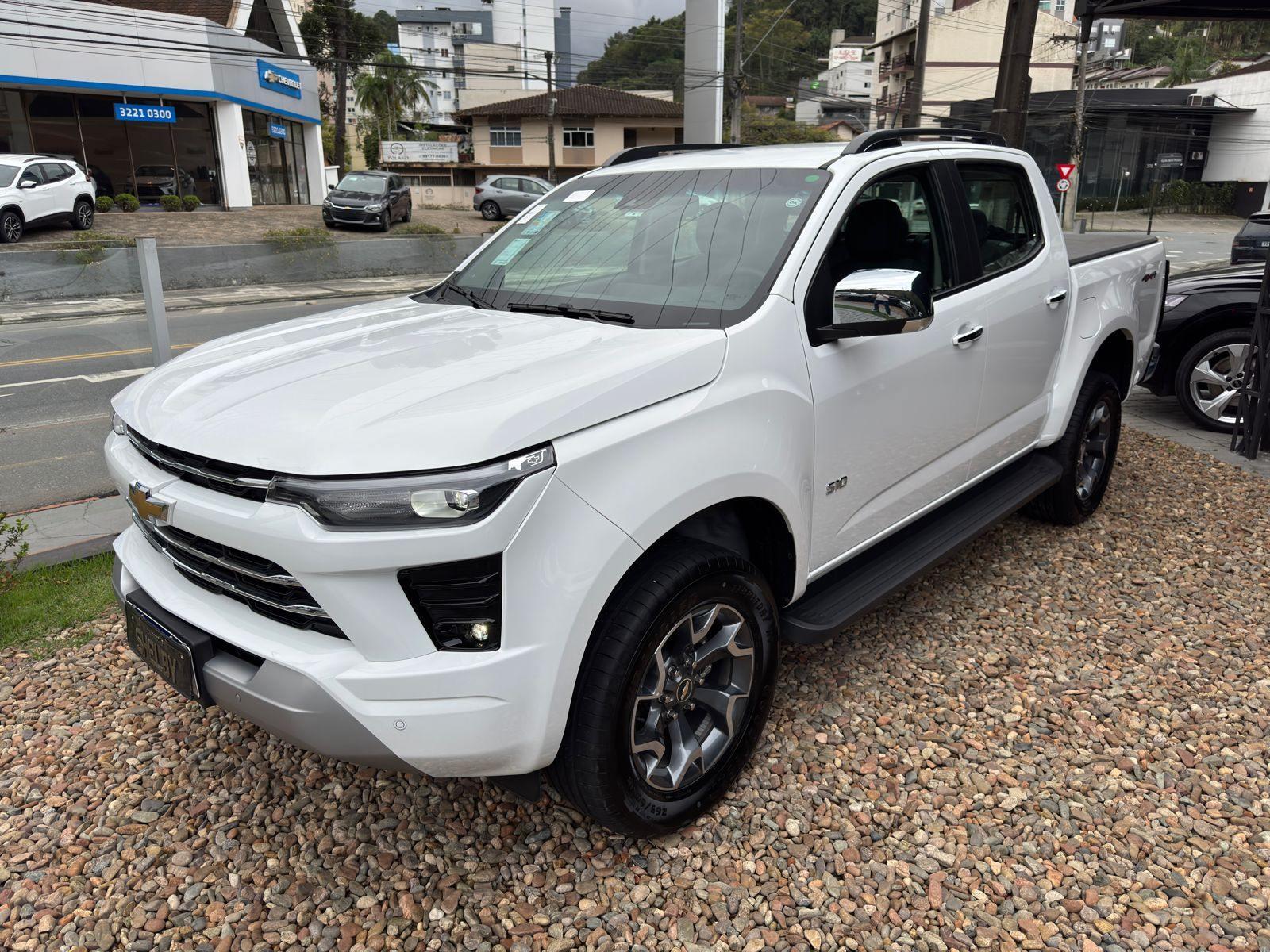 Foto número 372900 do veiculo