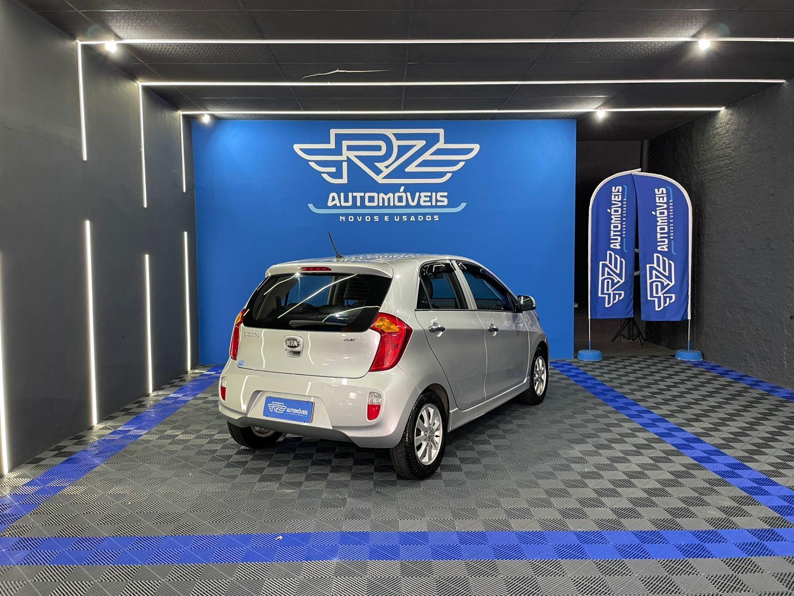 Foto número 364963 do veiculo