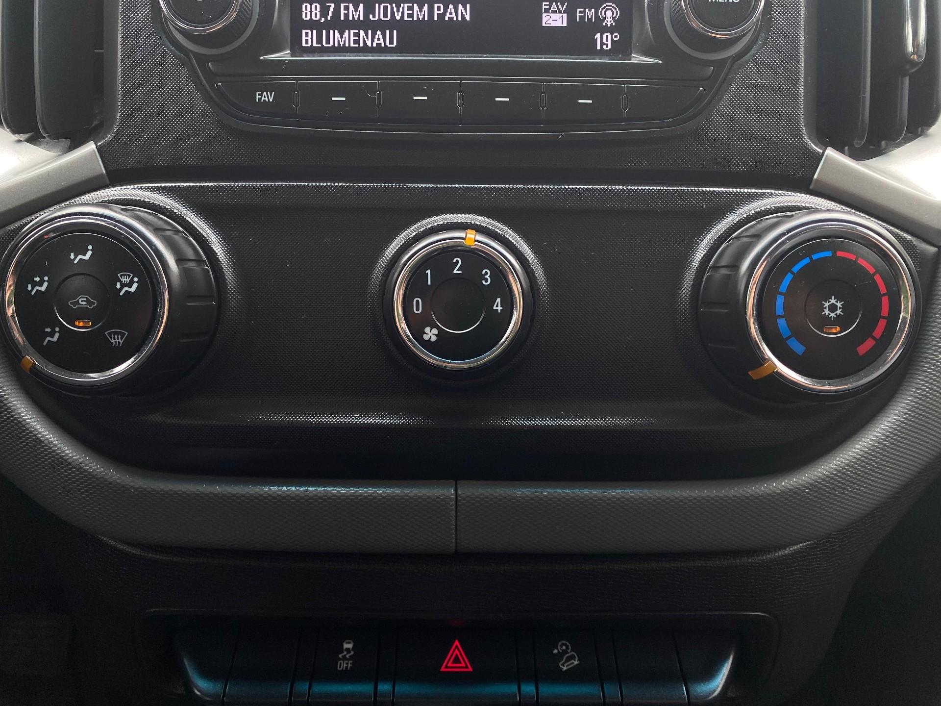 Foto número 388850 do veiculo