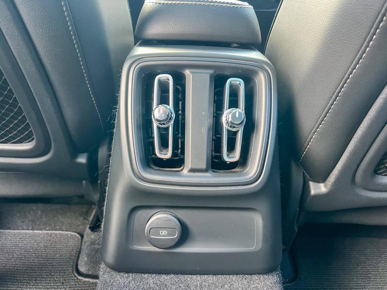 Foto número 388121 do veiculo