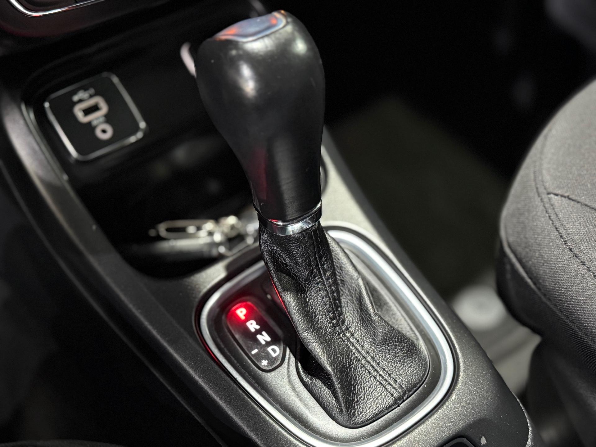 Foto número 398082 do veiculo