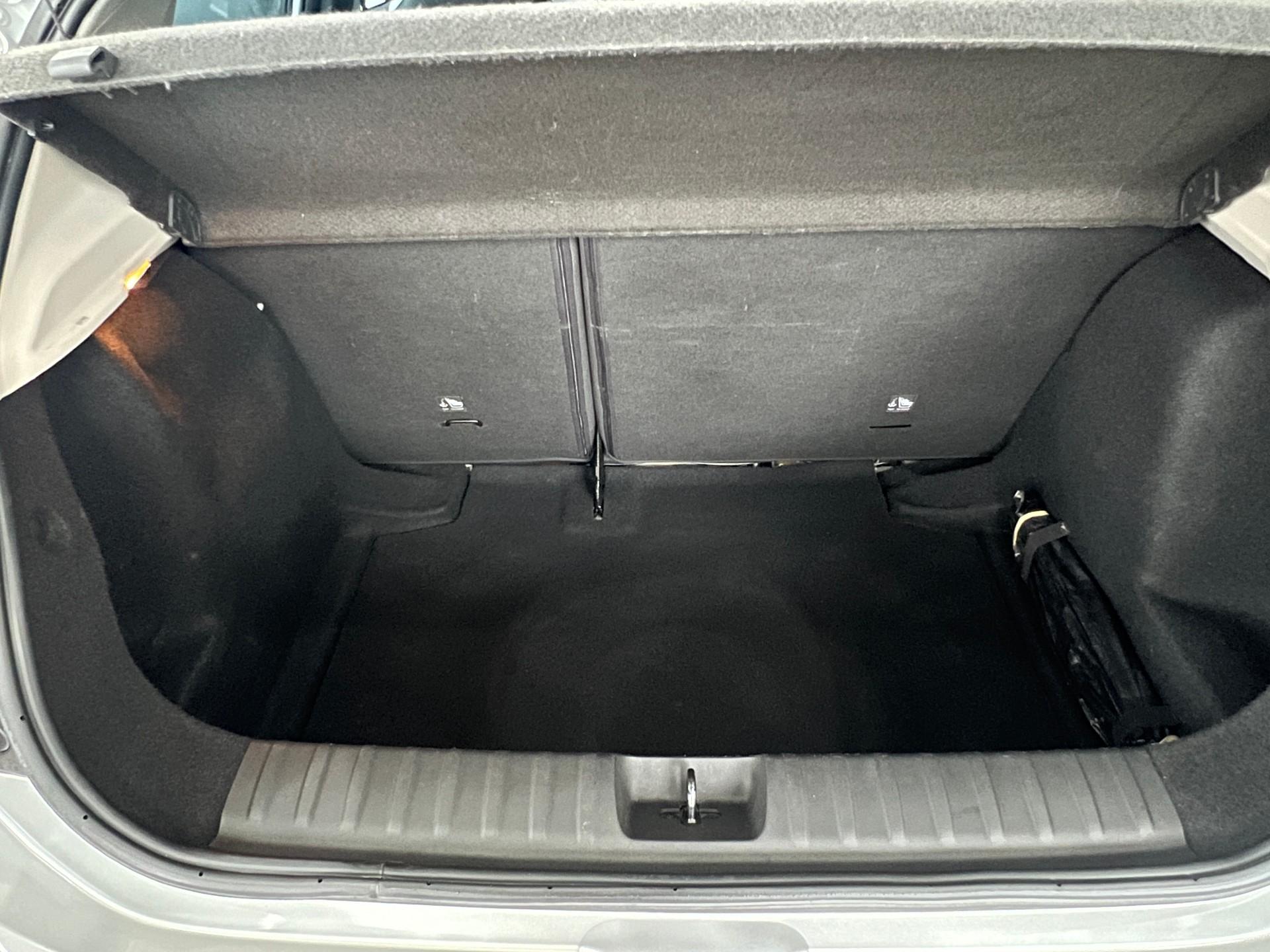 Foto número 398130 do veiculo