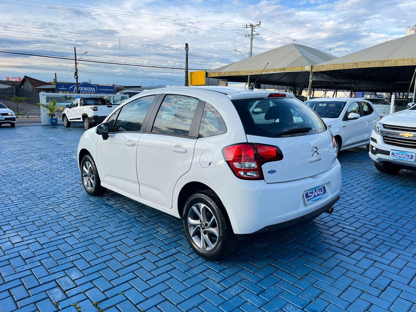 Foto número 399158 do veiculo