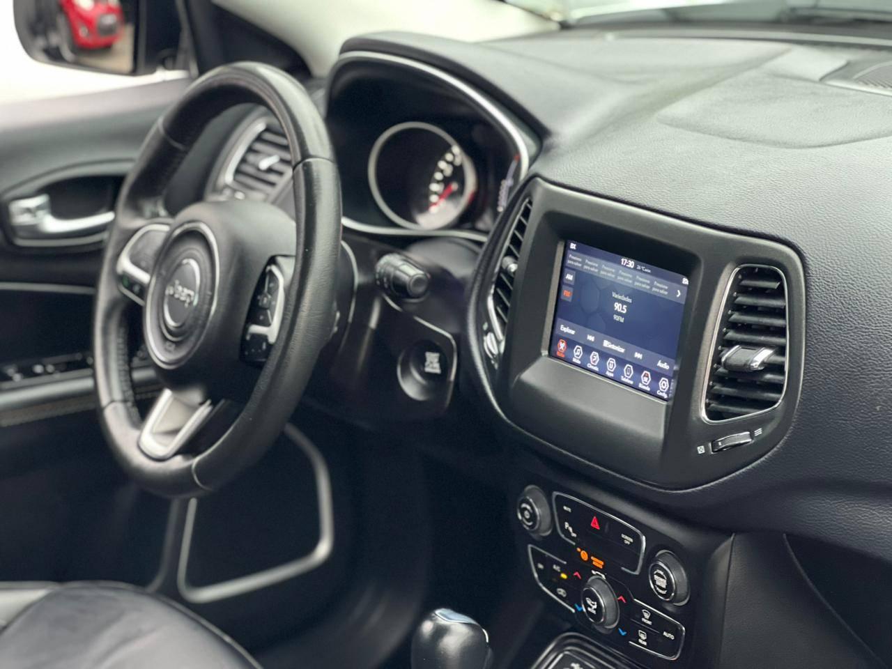 Foto número 376780 do veiculo