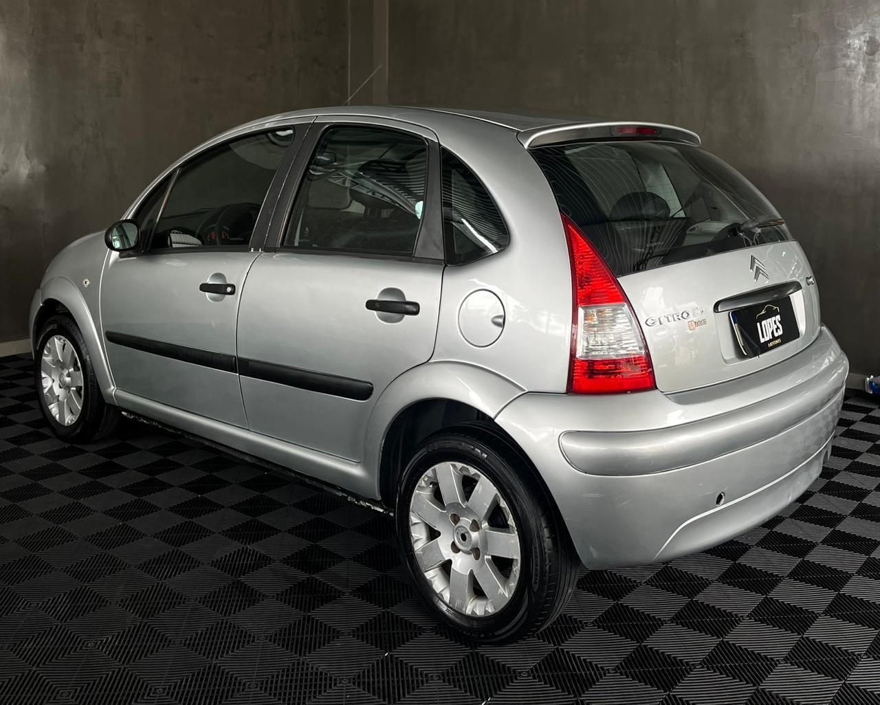 Foto número 362105 do veiculo