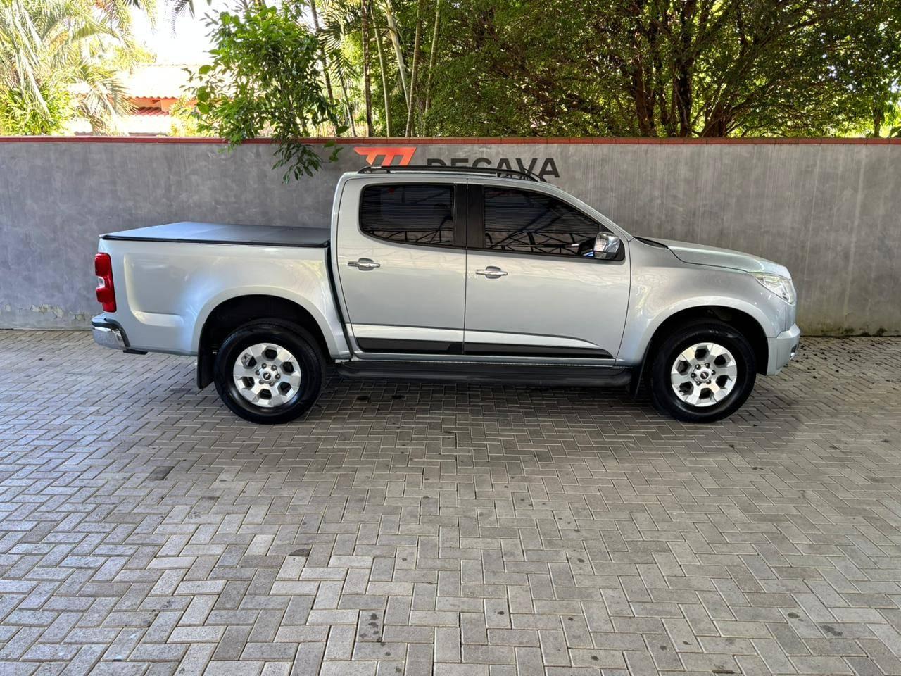 Foto número 372058 do veiculo