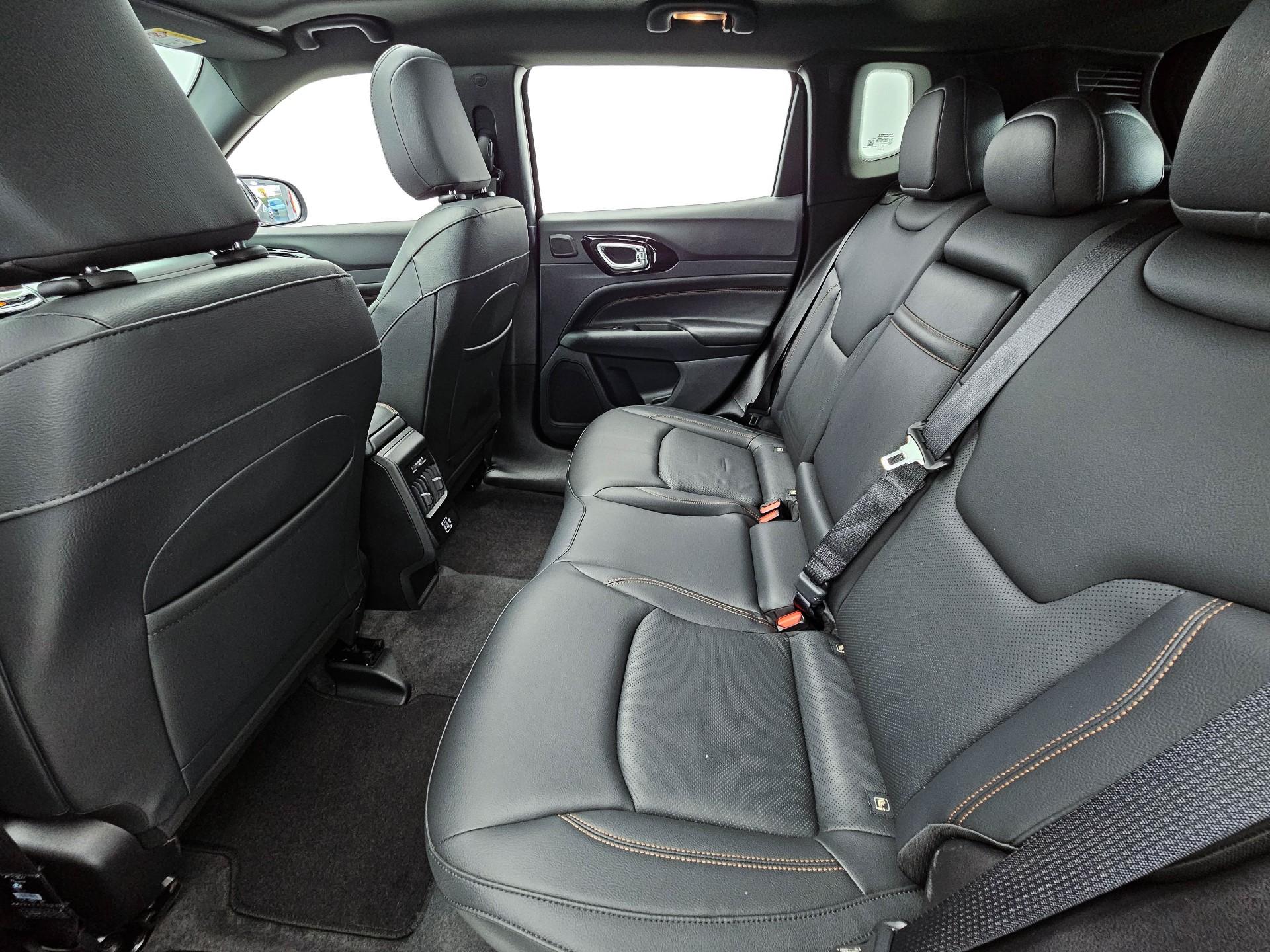 Foto número 359601 do veiculo