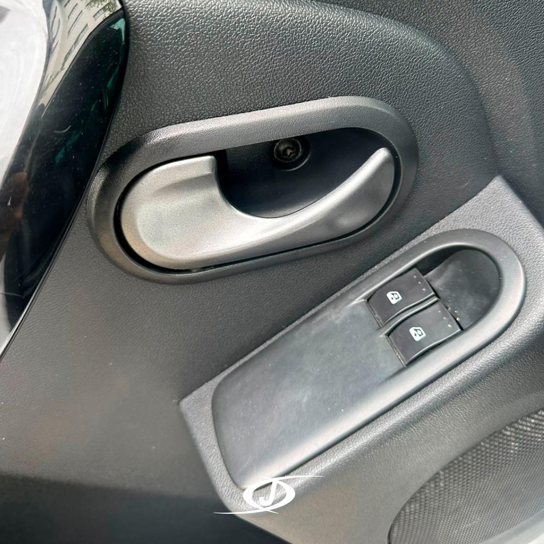 Foto número 378403 do veiculo