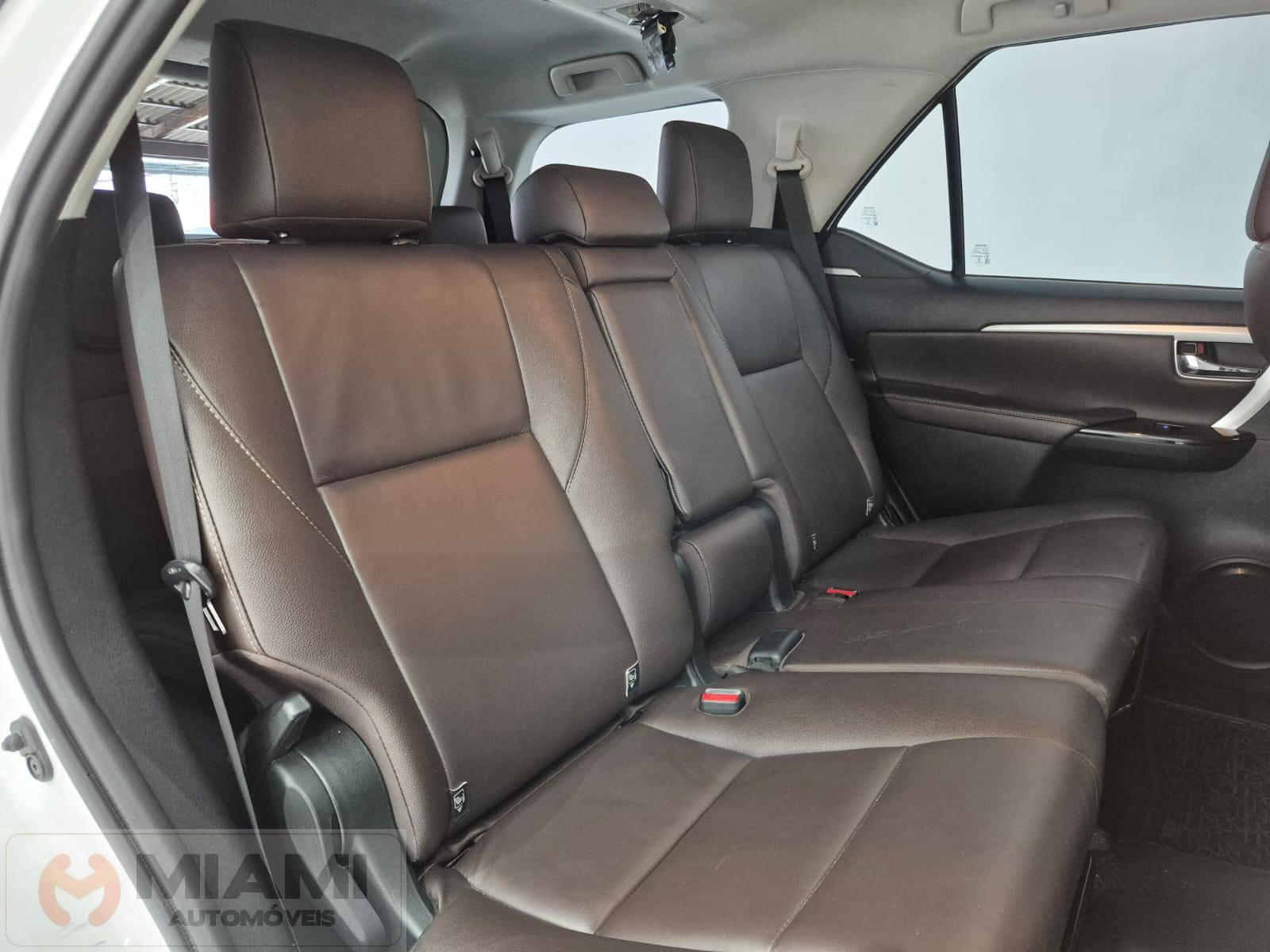 Foto número 397341 do veiculo