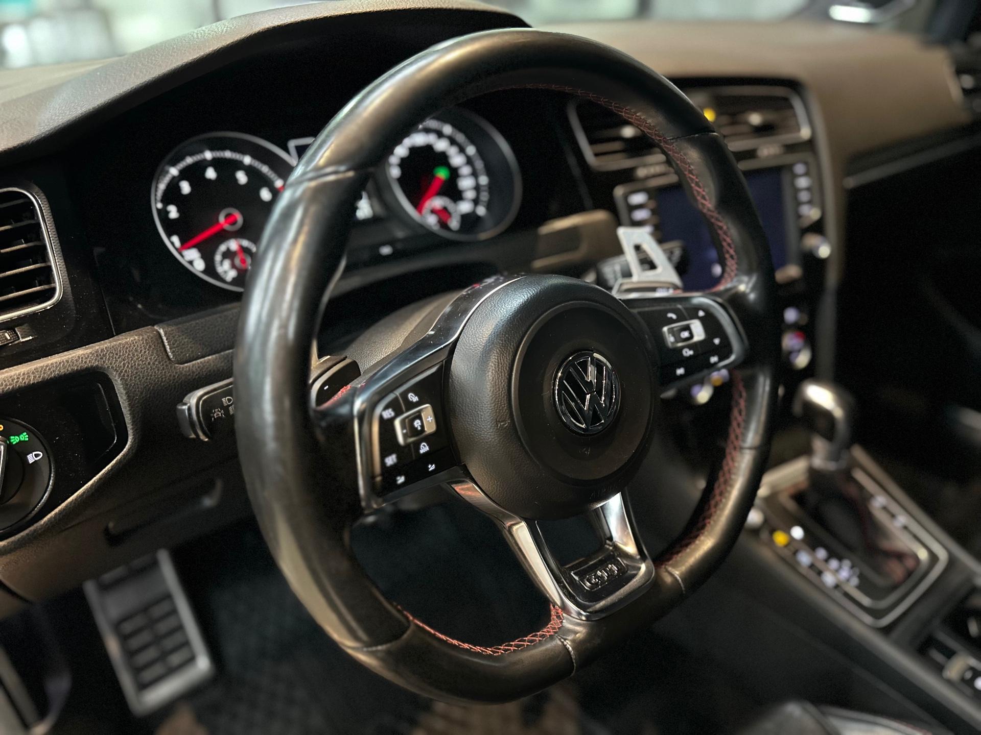 Foto número 364850 do veiculo