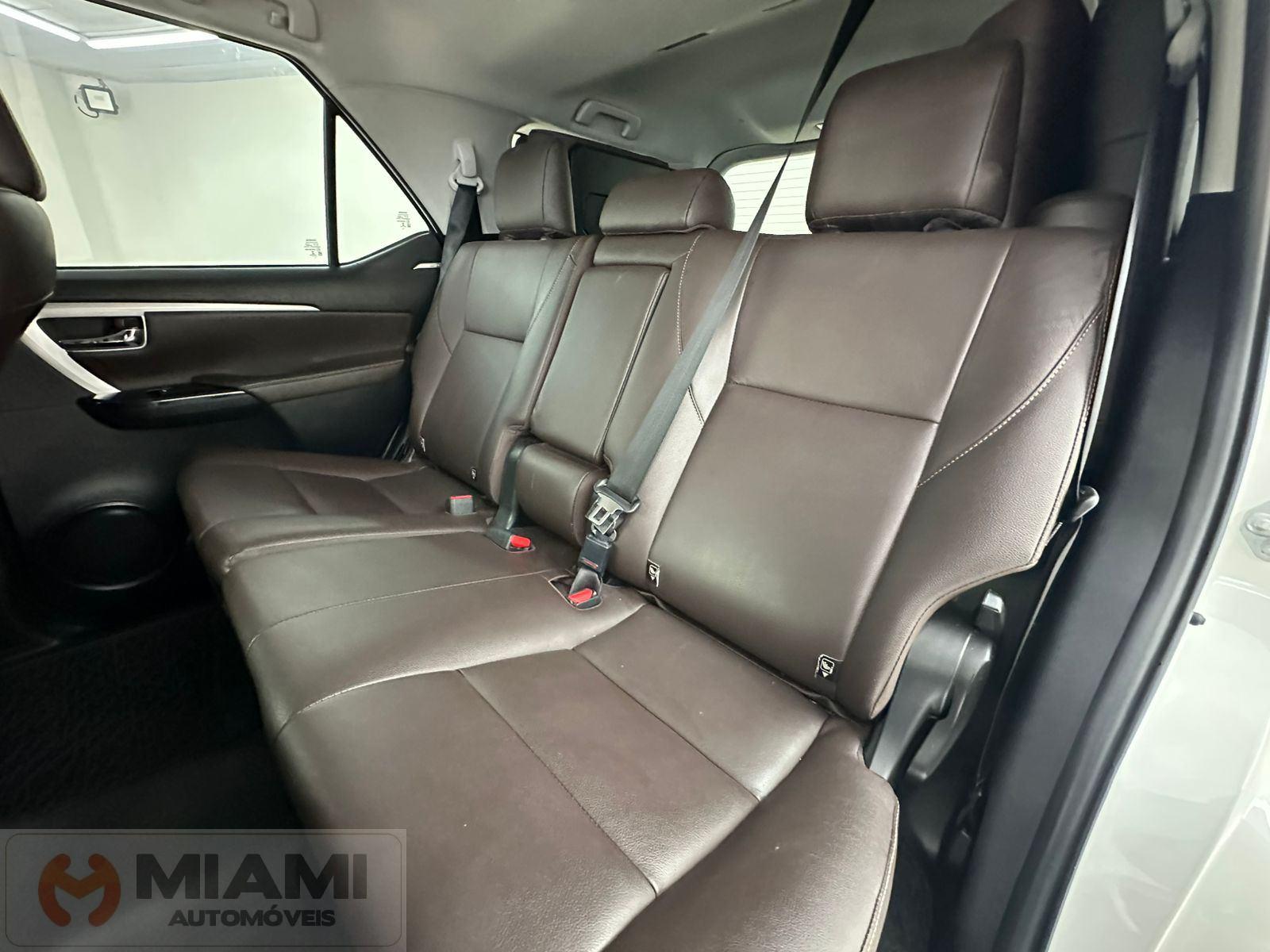 Foto número 370318 do veiculo