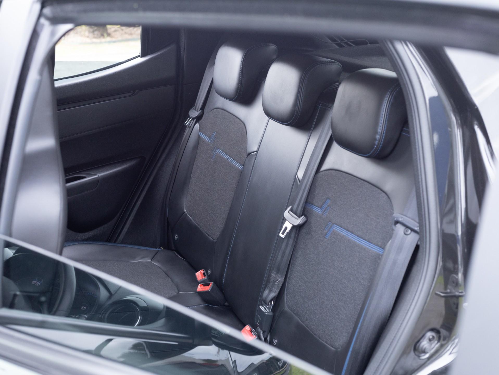 Foto número 398902 do veiculo