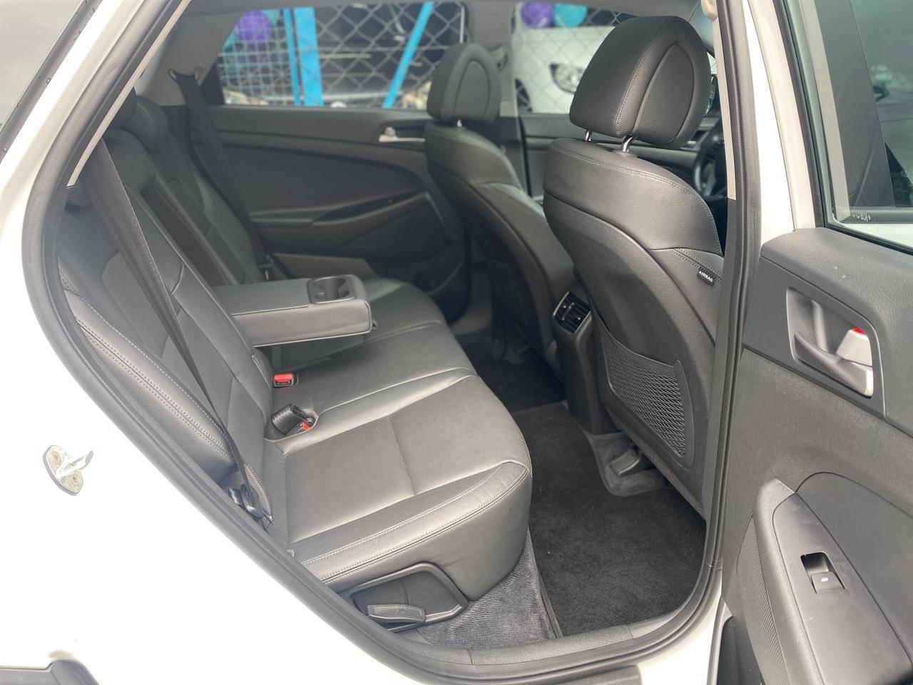 Foto número 395992 do veiculo