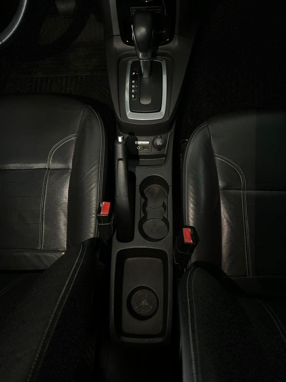 Foto número 360450 do veiculo