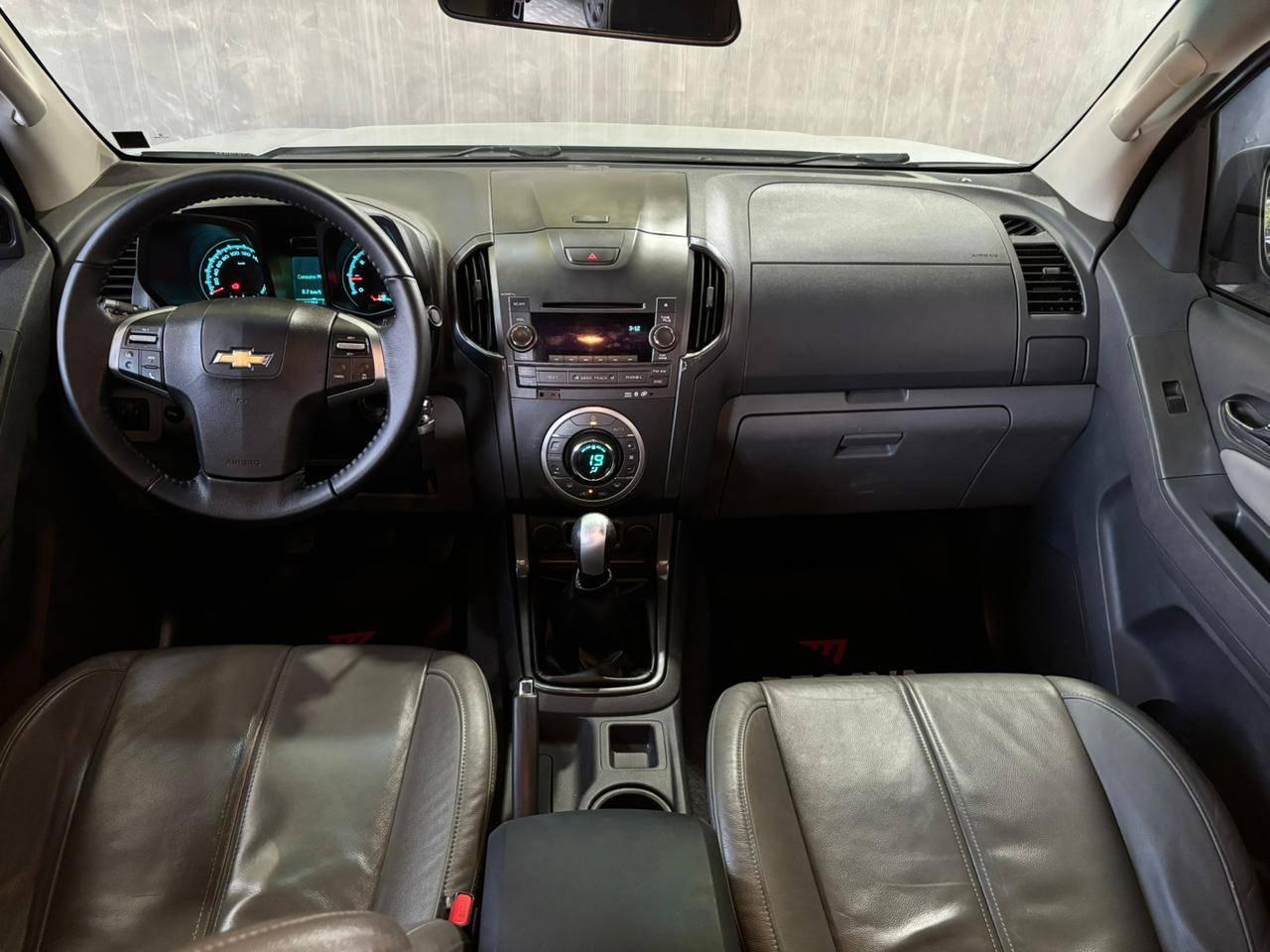 Foto número 372065 do veiculo