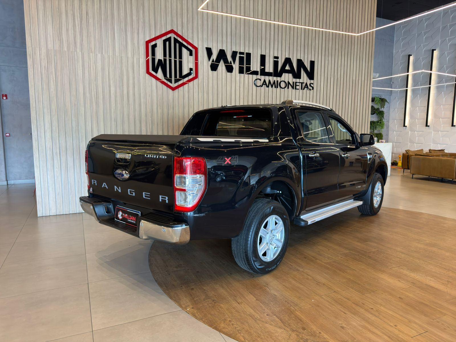 Foto número 390917 do veiculo