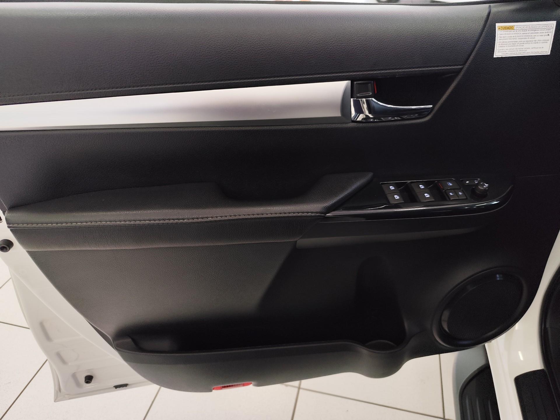 Foto número 387619 do veiculo