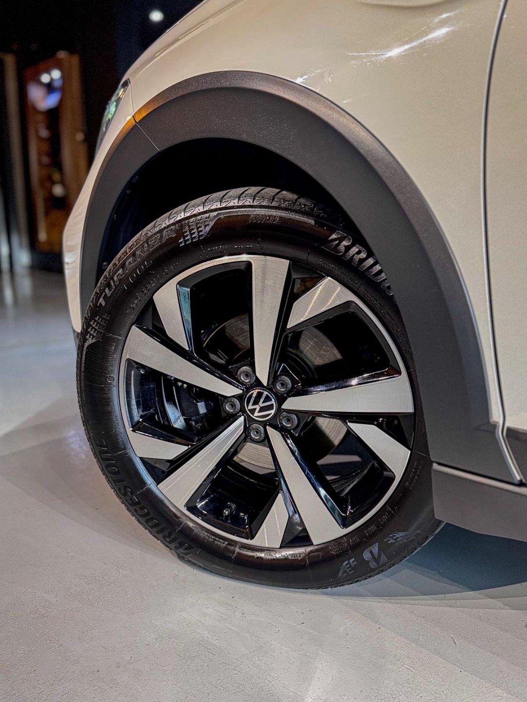 Foto número 376448 do veiculo