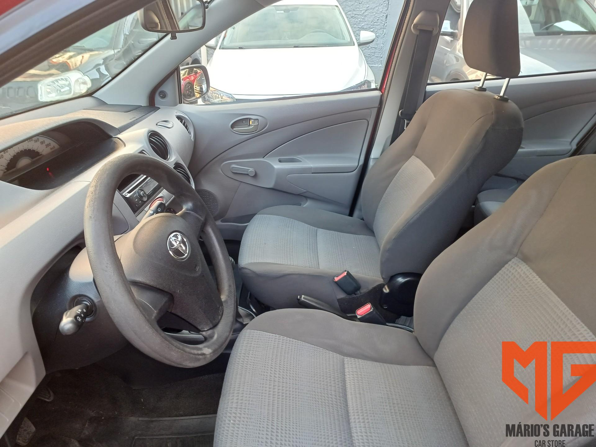 Foto número 366616 do veiculo