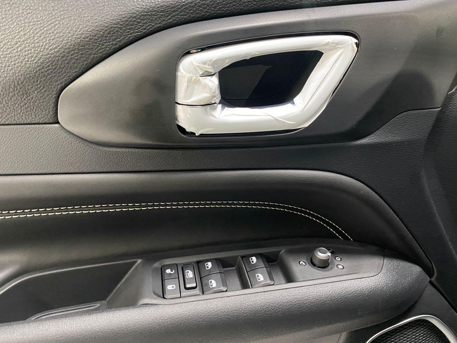 Foto número 390252 do veiculo