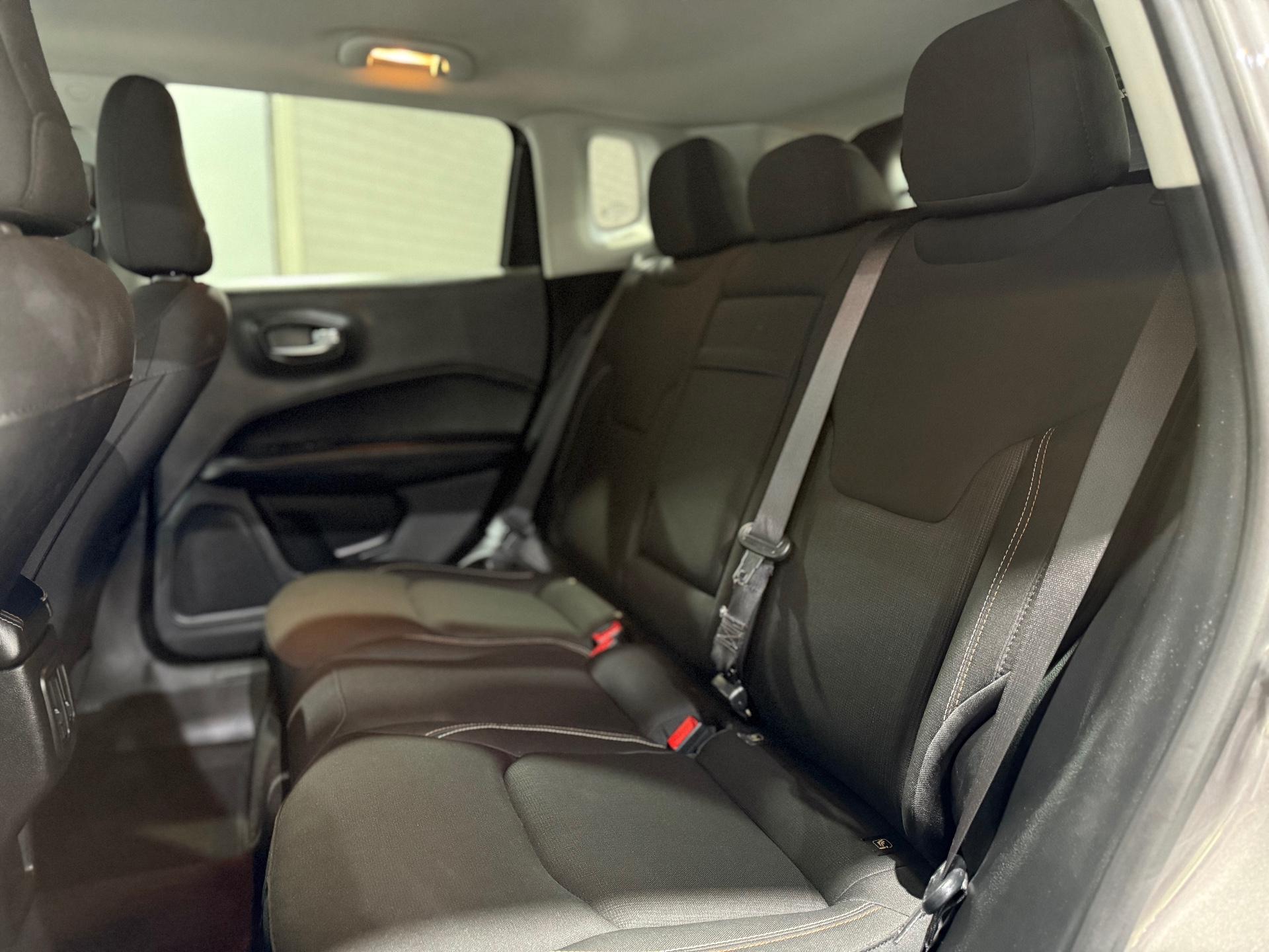 Foto número 398085 do veiculo