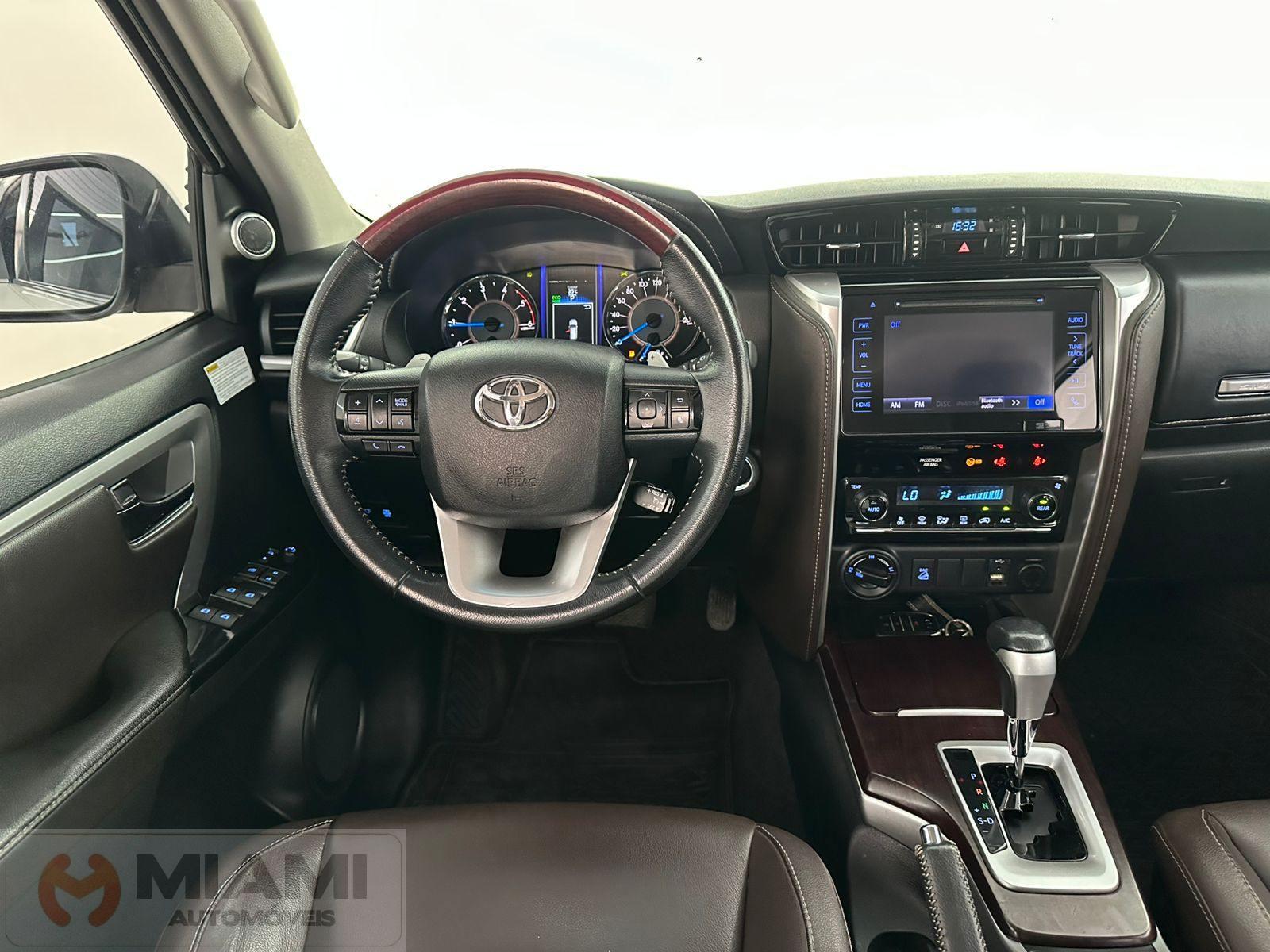 Foto número 370311 do veiculo