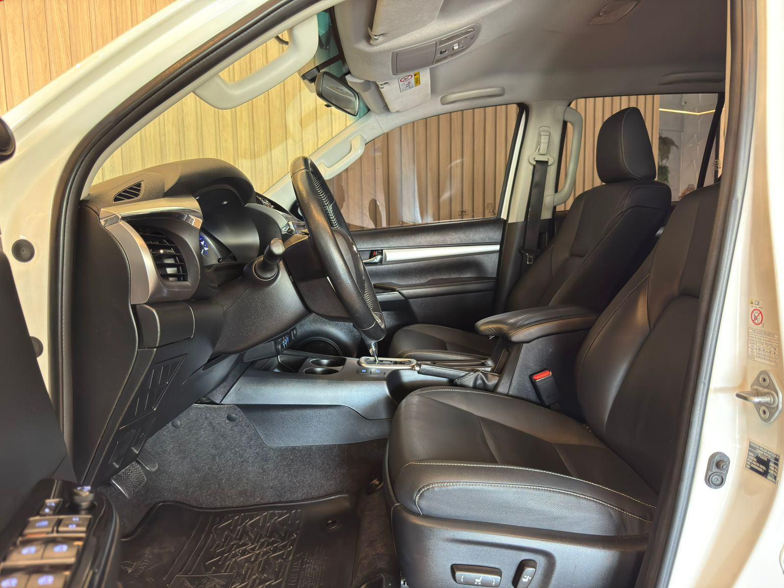 Foto número 392912 do veiculo