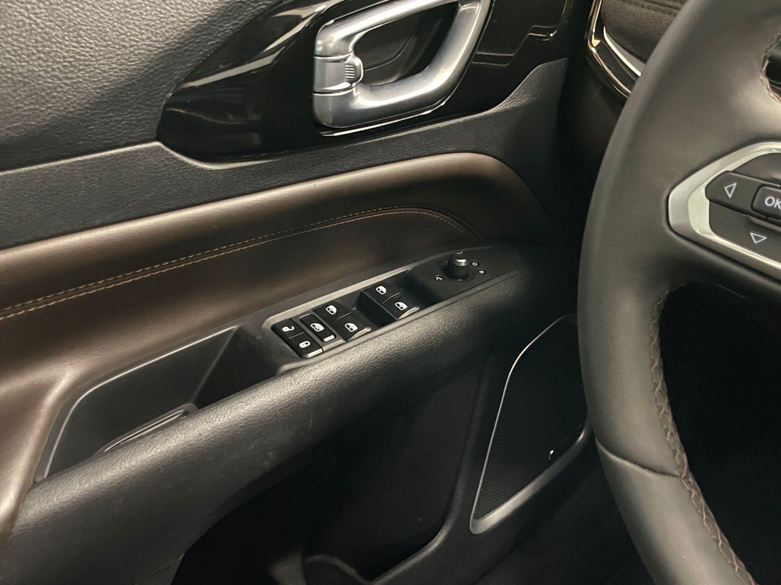 Foto número 367460 do veiculo