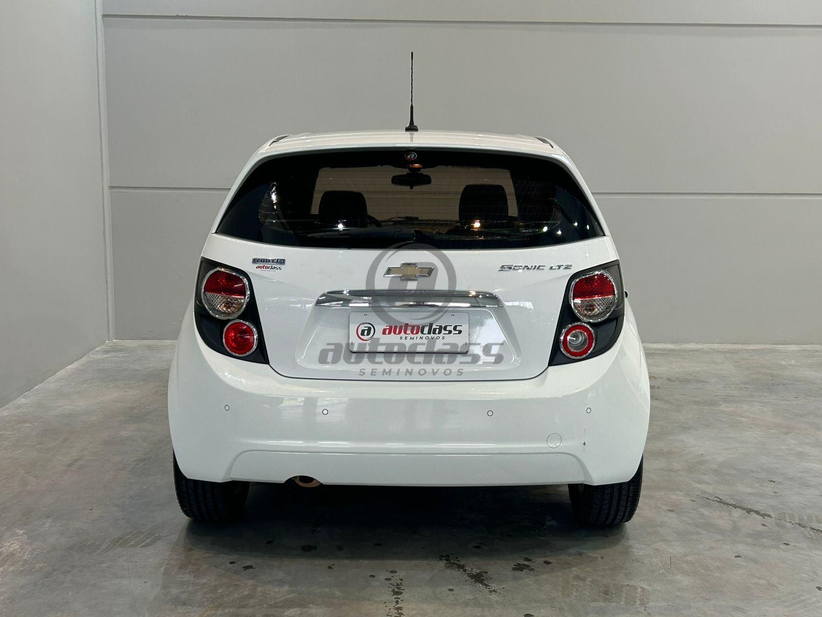 Foto número 369916 do veiculo