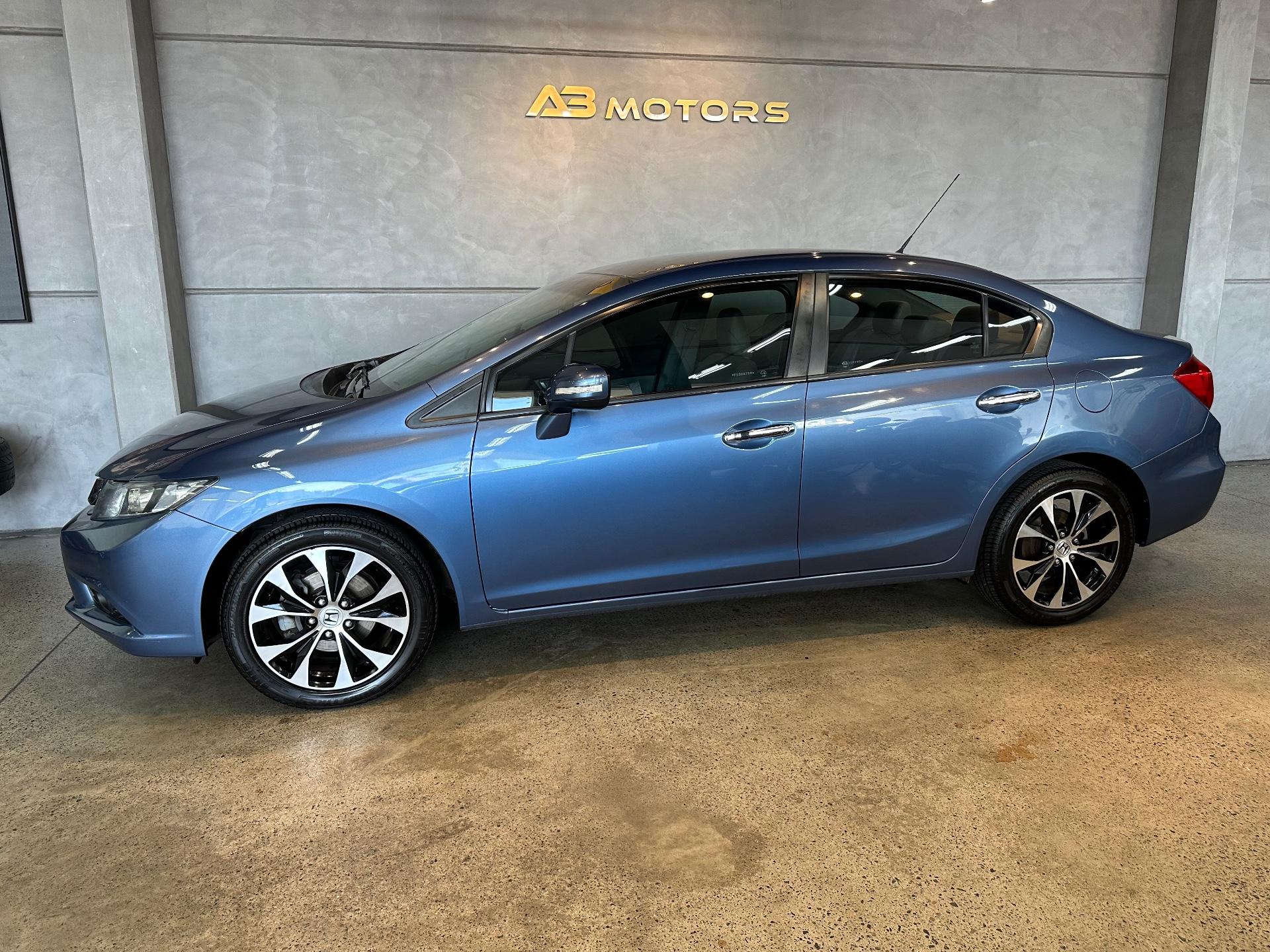 Foto número 377952 do veiculo